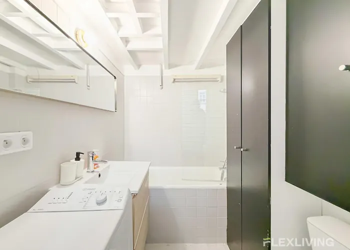 Charming In The 4th District Of